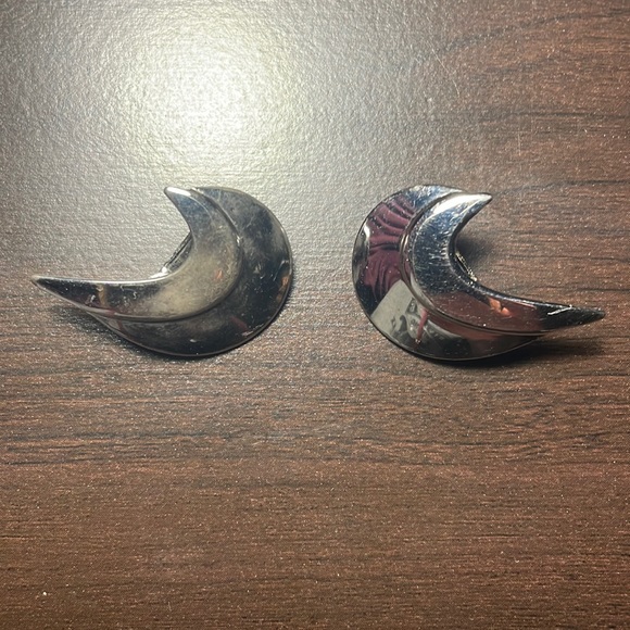 Vintage Sarah Coventry Earrings Silver Toned 1960s Modernist Midcentury Clip On - Picture 1 of 2